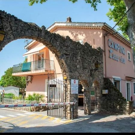 Mobil Home L'Eau Vive Les Arcs-sur-Argens Εξωτερικό φωτογραφία
