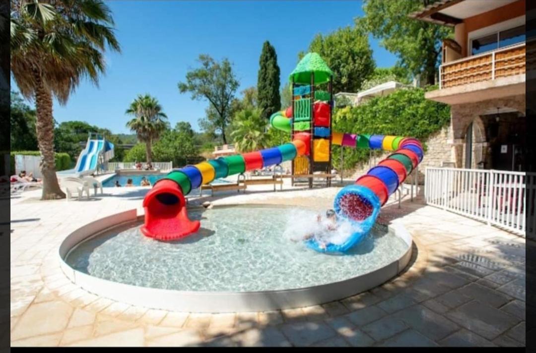 Mobil Home L'Eau Vive Les Arcs-sur-Argens Εξωτερικό φωτογραφία